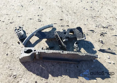 2016 Toyota Rav4 Limited z USA, uszkodzony, nr VIN 2T3YFREV4GW300852